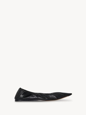 Liisa Flat Shoe in Leather