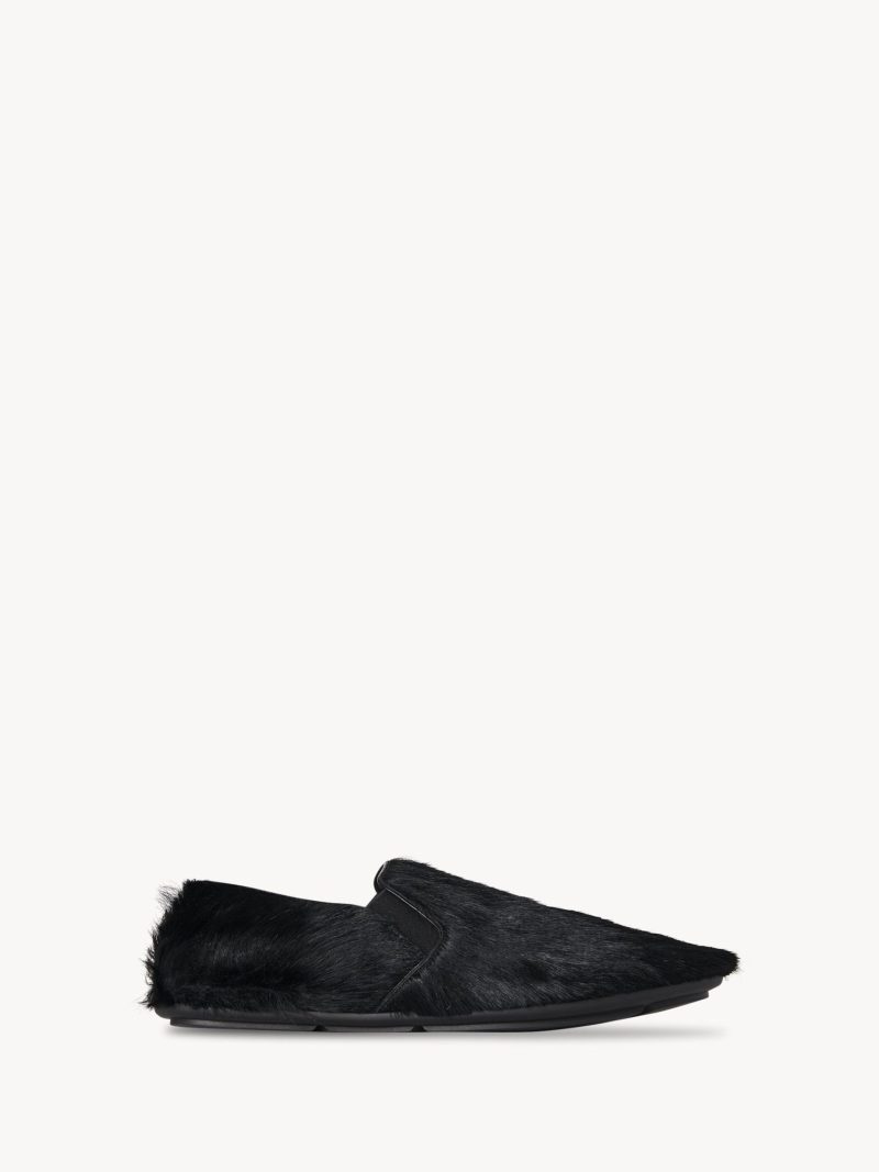 Vincit Slip On in Pony